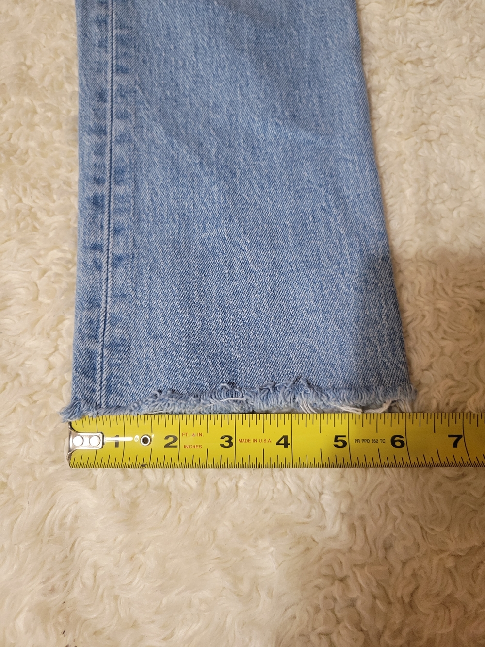 Levi's 501 Straight Leg Jeans | Size 23 | Inseam 24" - Picture 13 of 16